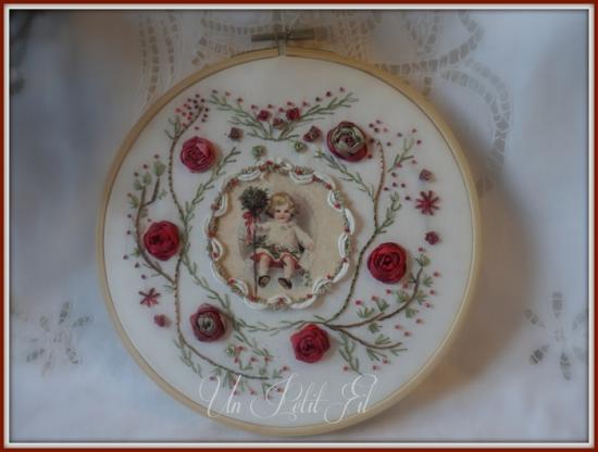 Noel a l ancienne version broderie traditionnelle et soies