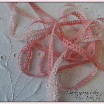 Dentelle ancienne bordure heloise 1