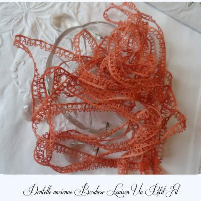 Dentelle ancienne bordure louison