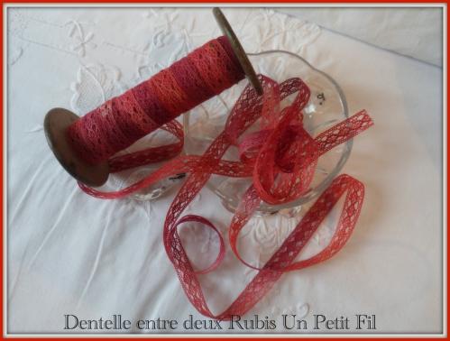 Dentelle entre deux rubis un petit fil