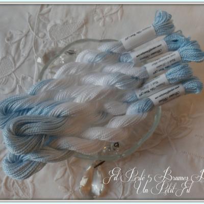 Fils perles brumes bleues un petit fil 1