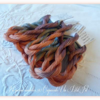 Fil special dentelles 80 crepuscule un petit fil