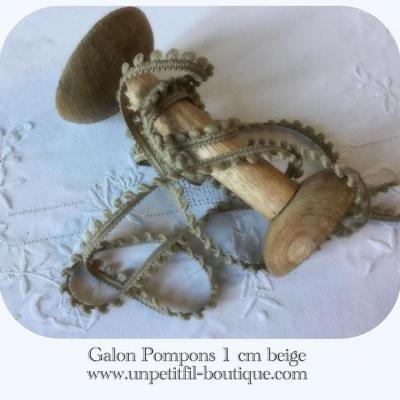 Galon pompons beige un petit fil
