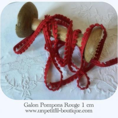 Galon pompons rouge un petit fil