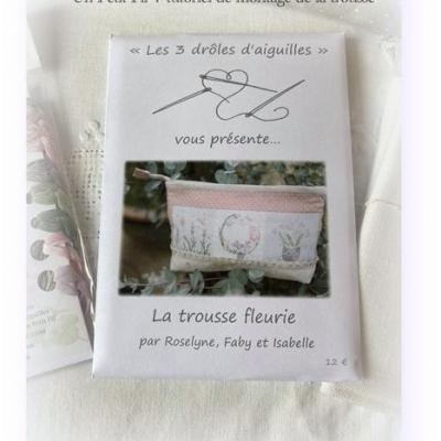 Pochette modeles trousse fleurie fleurs de lin le lin d isabelle et un petit fil