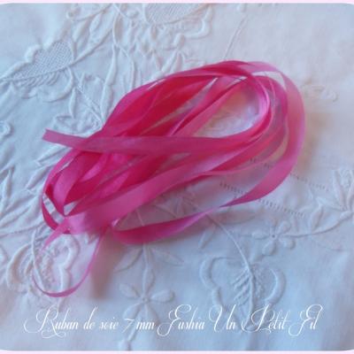 Rrubans soiet 7 mm fushia un petit fil
