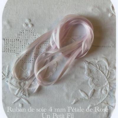 Ruban de soie  Pétale de Rose  4 mm