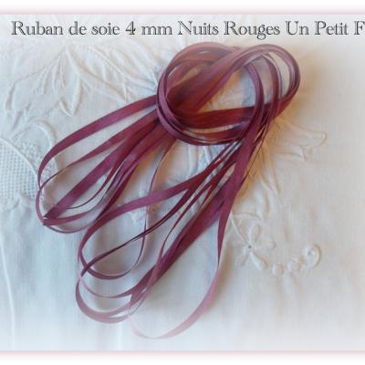 Ruban de soie 4 mm nuits rouges un petit fil