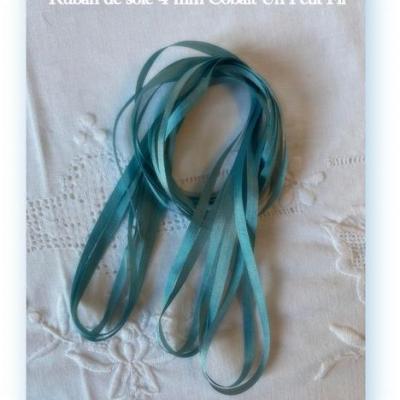 Ruban soie 4 mm cobalt un petit fil