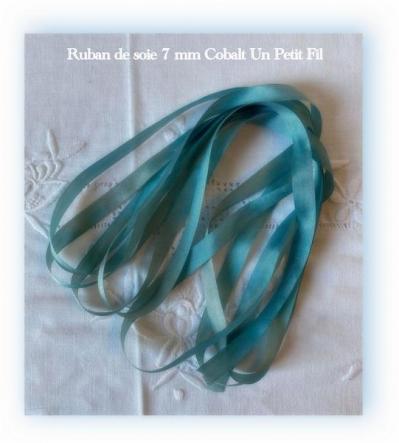 Ruban soie 7 mm cobalt un petit fil