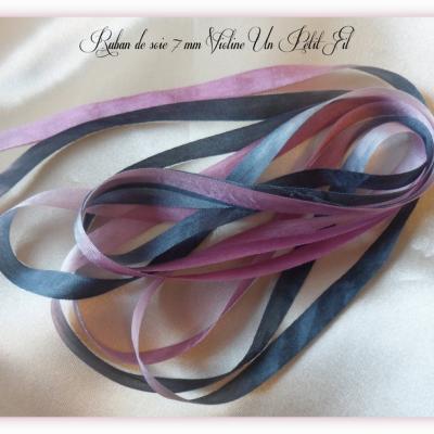 Ruban soie 7 mm violine un petit fil