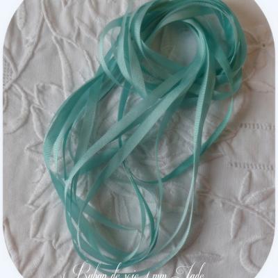Rubans de soie jade 4 mm un petit fil 1