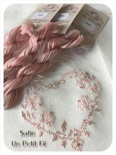 Satin un petit fil