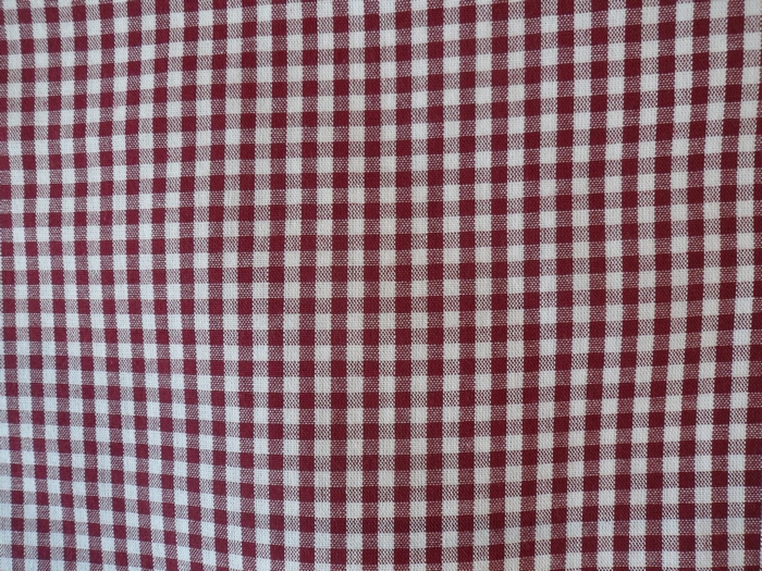tissu-vichy-bordeaux.jpg